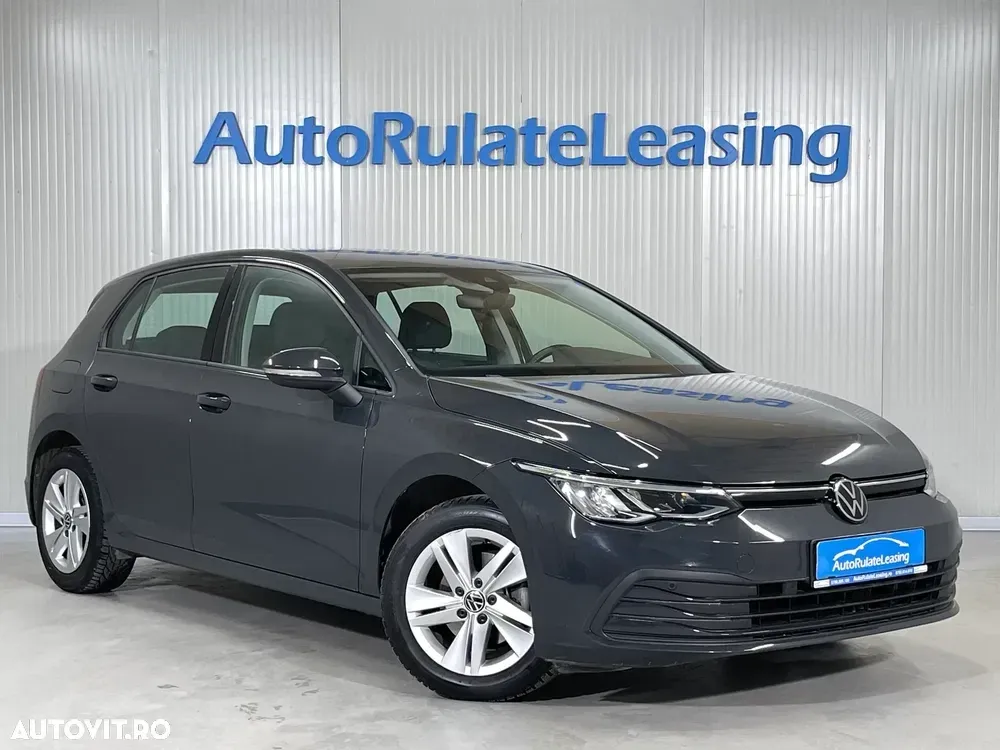 Volkswagen Golf VIII 1.0 TSI Life — imagine 2