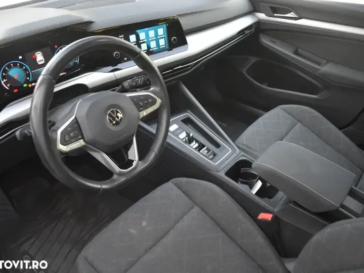 Volkswagen Golf VIII 1.0 eTSI DSG MHEV Life