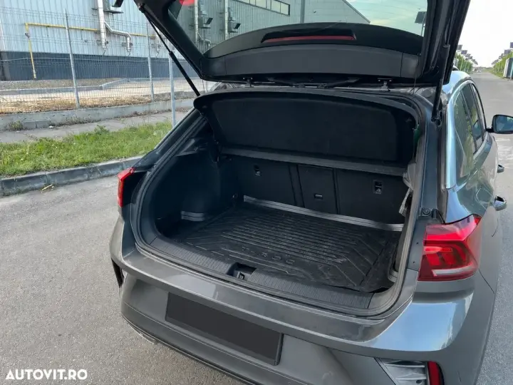 Volkswagen T-Roc 1.5 TSI DSG R-Line