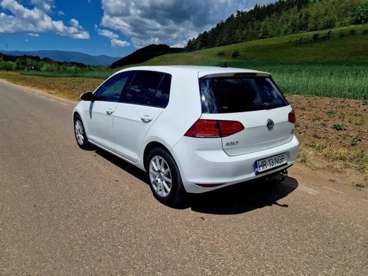 Volkswagen Golf VII 1.6 TDI DPF Comfortline