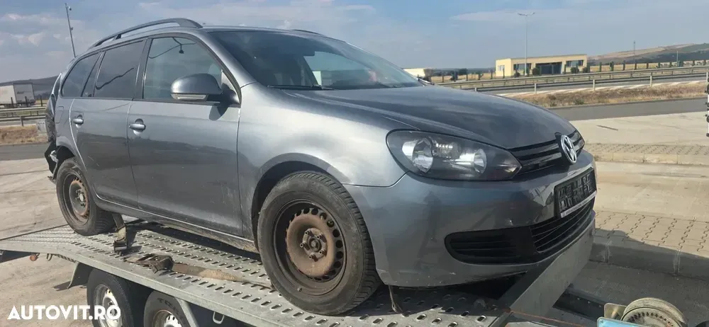 Volkswagen Golf VI 1.6 TDI BlueMotion Technology DPF Highline DSG — imagine 2