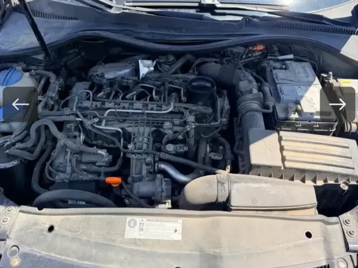 Volkswagen Golf VI 1.6 TDI BlueMotion Technology DPF Highline DSG