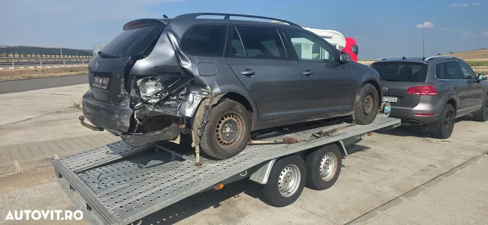 Volkswagen Golf VI 1.6 TDI BlueMotion Technology DPF Highline DSG — imagine 4