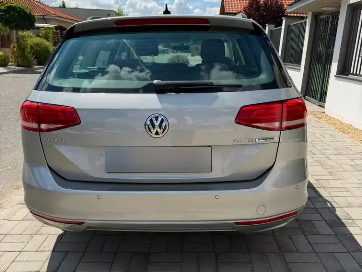 Volkswagen Passat B7 2.0 TDI DSG Comfortline