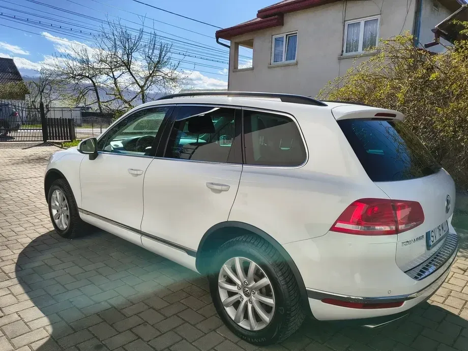 Volkswagen Touareg 3.0 V6 TDI BMT — imagine 6