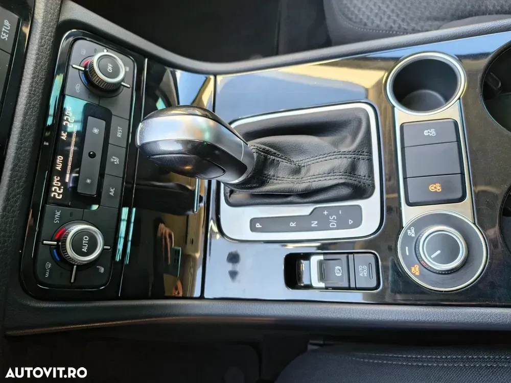 Volkswagen Touareg 3.0 V6 TDI BMT — imagine 2
