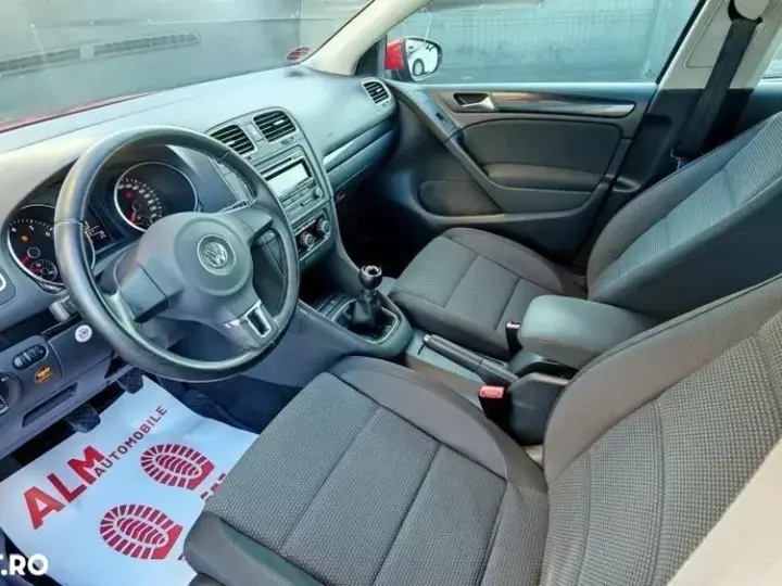 Volkswagen Golf VI