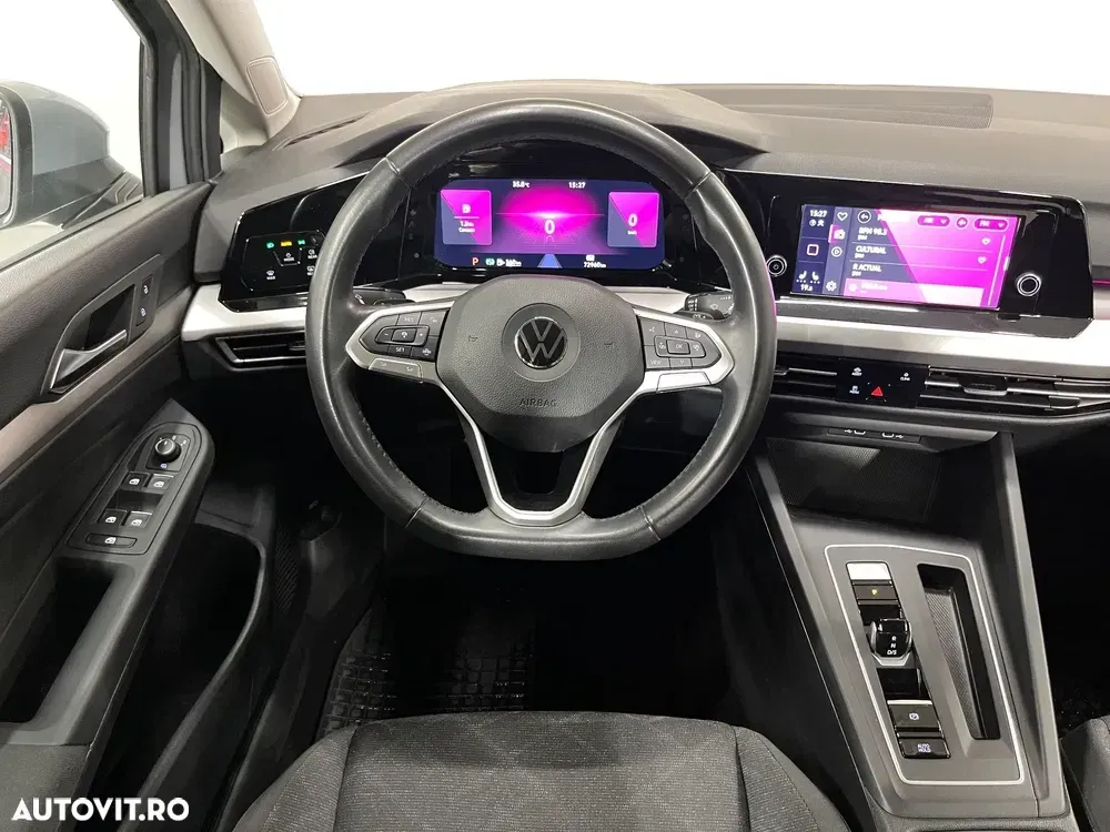 Volkswagen Golf VIII 1.5 eTSI ACT DSG MHEV Life — imagine 6