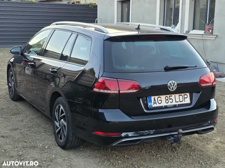 Volkswagen Golf VII 1.6 TDI Comfortline
