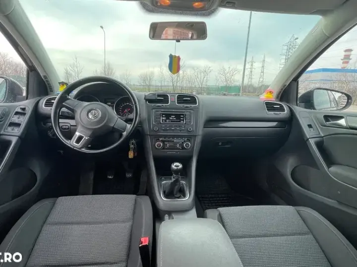 Volkswagen Golf VI