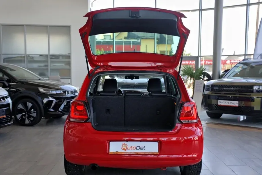 Volkswagen Polo V 1.6 TDI DSG Highline — imagine 6