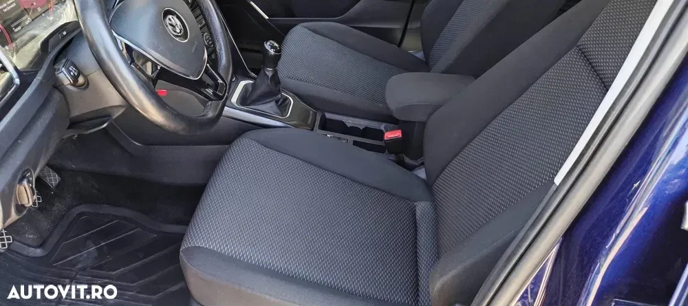 Volkswagen T-Roc 1.6 TDI Base — imagine 5