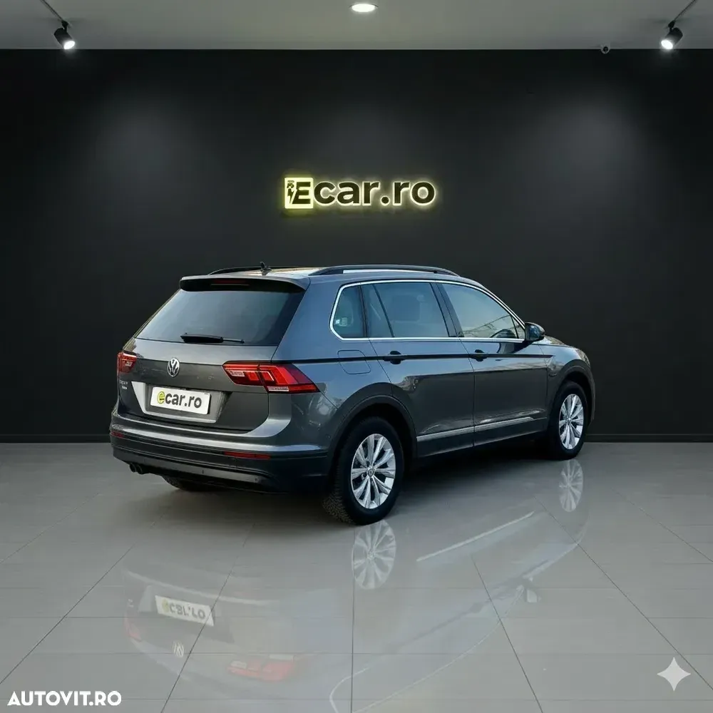 Volkswagen Tiguan 2.0 TDI SCR DSG Trendline — imagine 3