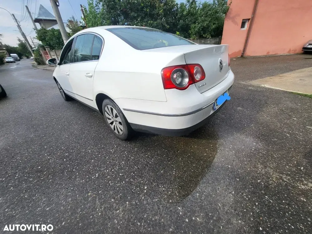 Volkswagen Passat B6 2.0 TDI Comfortline DPF DSG — imagine 4