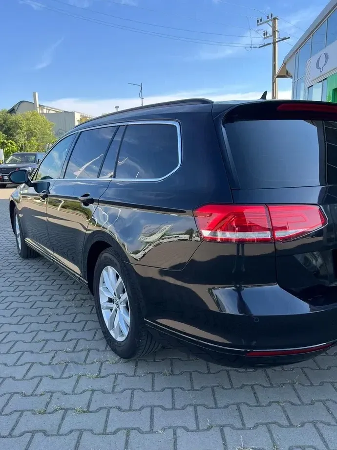 Volkswagen Passat B8 2.0 TDI DSG Comfortline — imagine 3