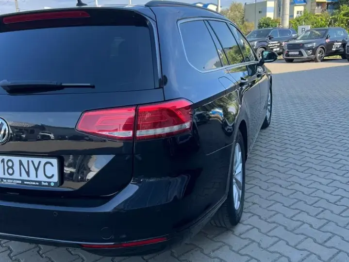 Volkswagen Passat B8 2.0 TDI DSG Comfortline