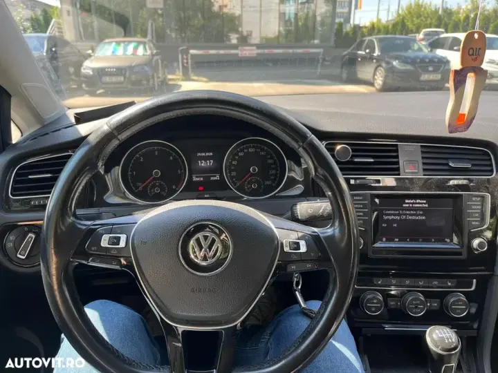 Volkswagen Golf VII