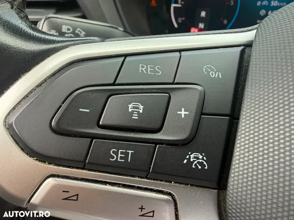 Volkswagen Caddy 2.0 DSG Style — imagine 4
