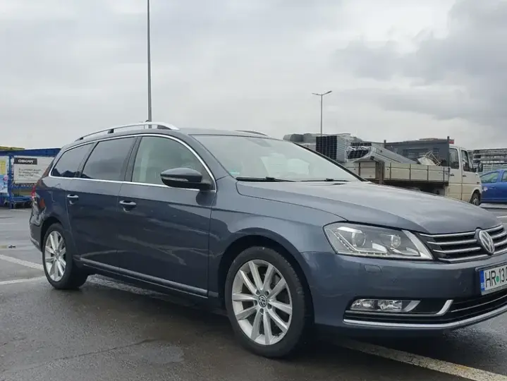 Volkswagen Passat B7 2.0 TDI DSG BlueMotion Technology Highline