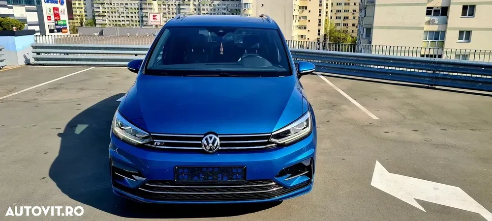 Volkswagen Touran — imagine 3