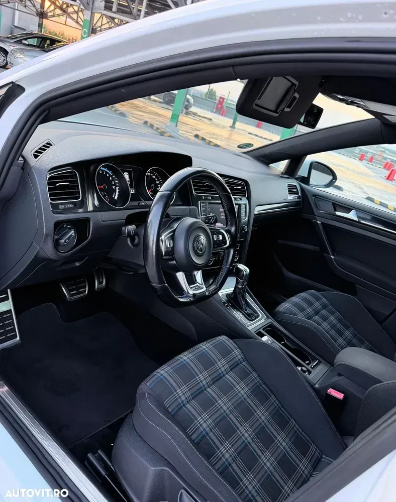 Volkswagen Golf VII 1.4 GTE Plug-In-Hybrid DSG — imagine 5