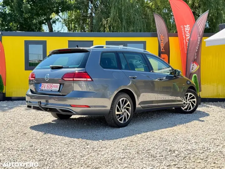 Volkswagen Golf VII 1.6 TDI DSG Sound
