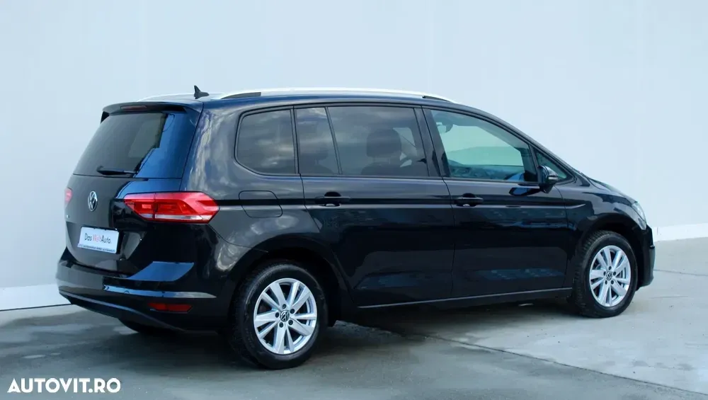 Volkswagen Touran II 2.0 TDI SCR DSG Comfortline — imagine 4
