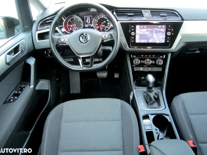 Volkswagen Touran II 2.0 TDI SCR DSG Comfortline