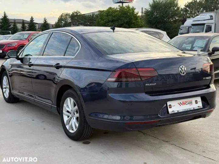 Volkswagen Passat B8 1.6 TDI DSG Comfortline