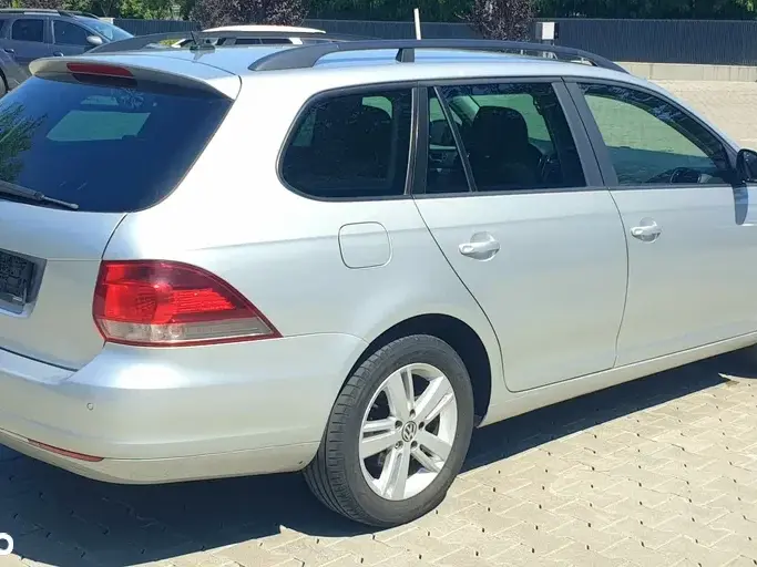 Volkswagen Golf VI 1.6 TDI DPF MATCH