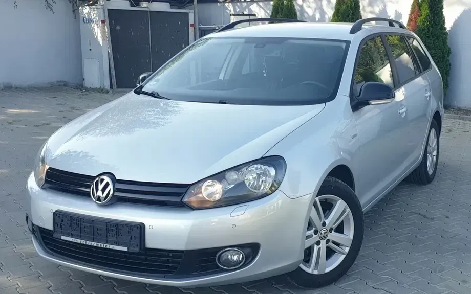 Volkswagen Golf VI 1.6 TDI DPF MATCH — imagine 3
