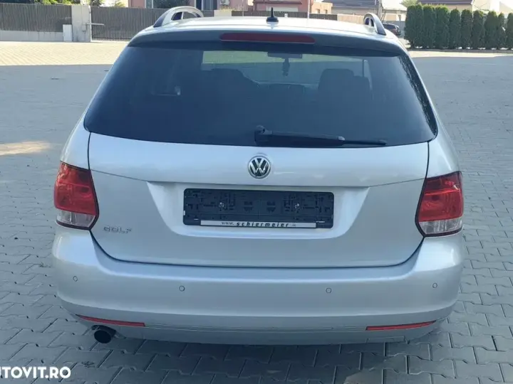 Volkswagen Golf VI 1.6 TDI DPF MATCH
