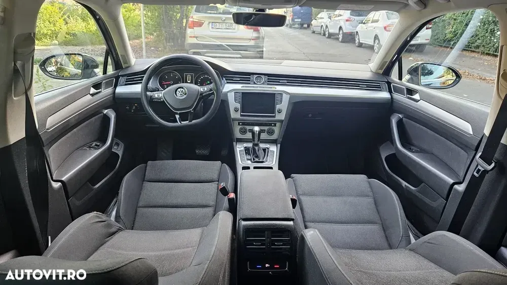 Volkswagen Passat B8 2.0 TDI SCR DSG Highline — imagine 2