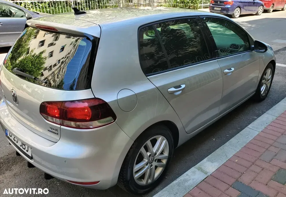 Volkswagen Golf VI 1.6 TDI DPF BlueMotion Technology Style — imagine 3