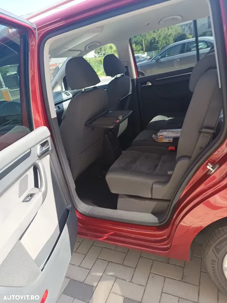 Volkswagen Touran 1.4 TSI DSG STYLE — imagine 4