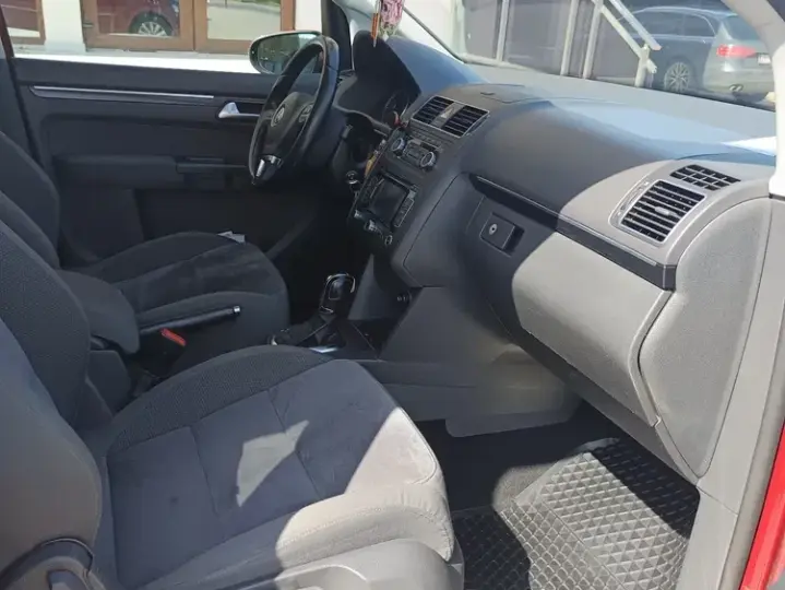 Volkswagen Touran 1.4 TSI DSG STYLE
