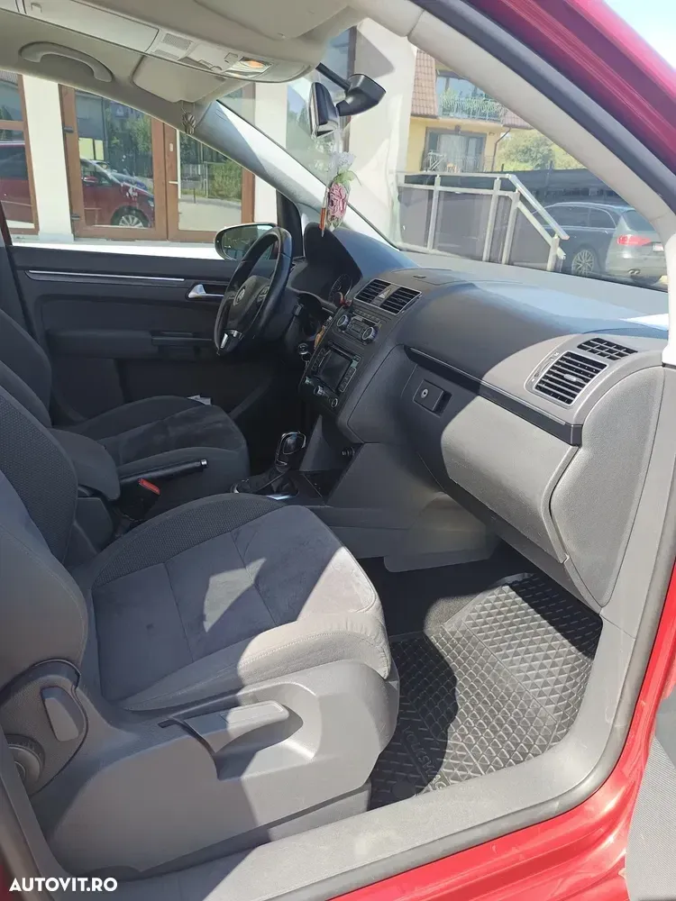Volkswagen Touran 1.4 TSI DSG STYLE — imagine 2