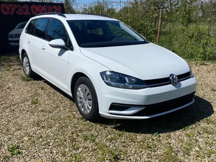 Volkswagen Golf 1.0 TSI Trendline