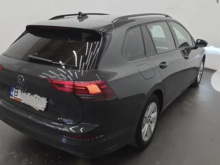 Volkswagen Golf 1.0 eTSI MHEV 110CP DSG Life