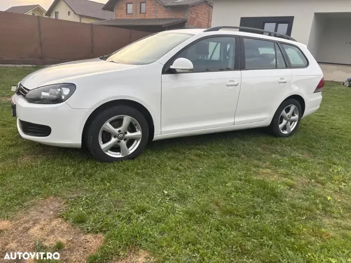 Volkswagen Golf VI