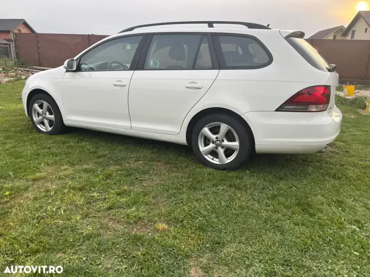 Volkswagen Golf VI