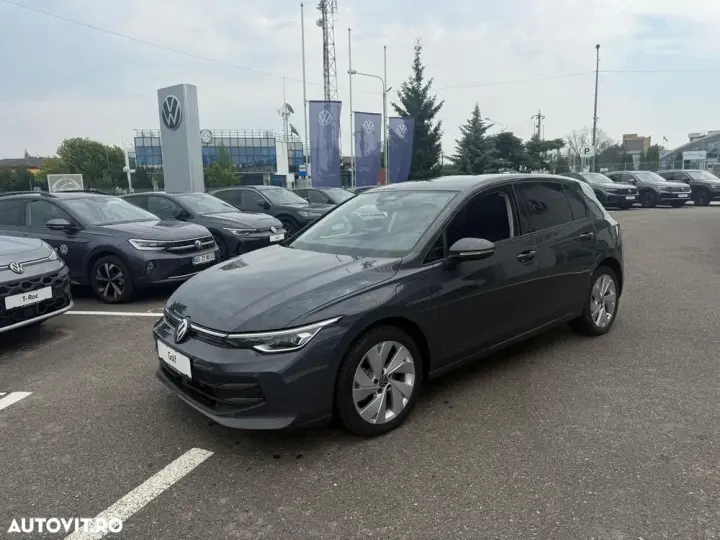 Volkswagen Golf VIII
