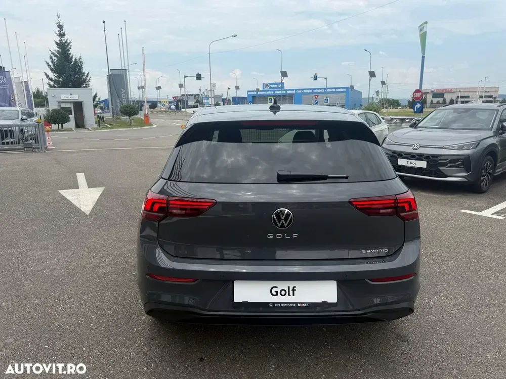 Volkswagen Golf VIII — imagine 6