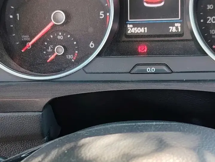 Volkswagen Tiguan II 2.0 TDI DPF DSG Comfortline
