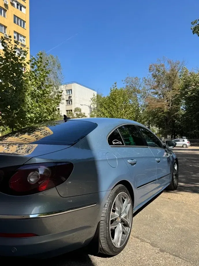 Volkswagen Passat CC 2.0 TDI DPF DSG — imagine 4