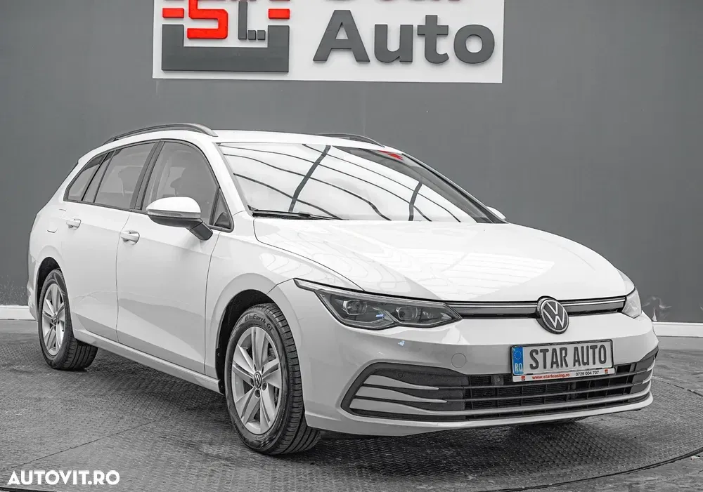 Volkswagen Golf VIII 1.5 eTSI MHEV 150CP DSG Style — imagine 3