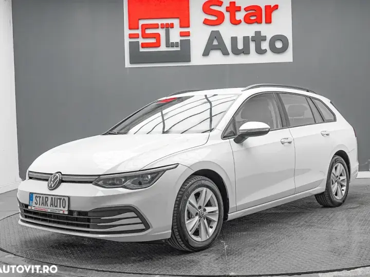 Volkswagen Golf VIII 1.5 eTSI MHEV 150CP DSG Style