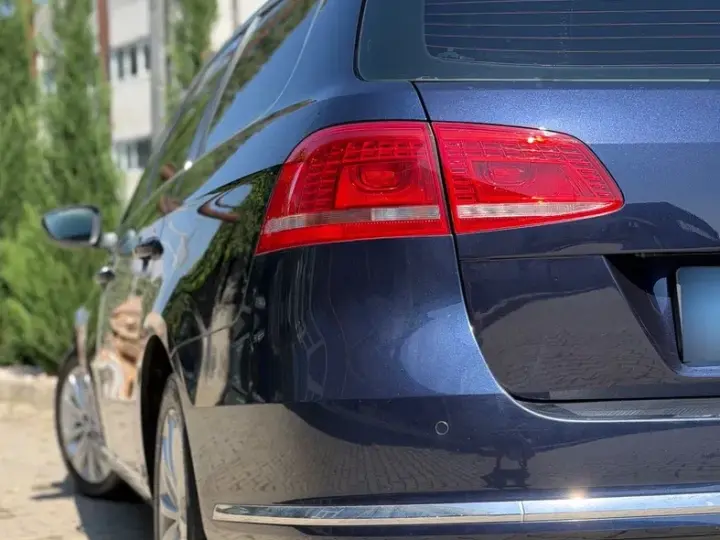 Volkswagen Passat B7 2.0 TDI DPF Highline