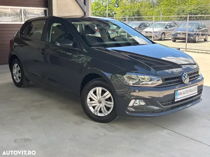 Volkswagen Polo VI 1.0 Trendline