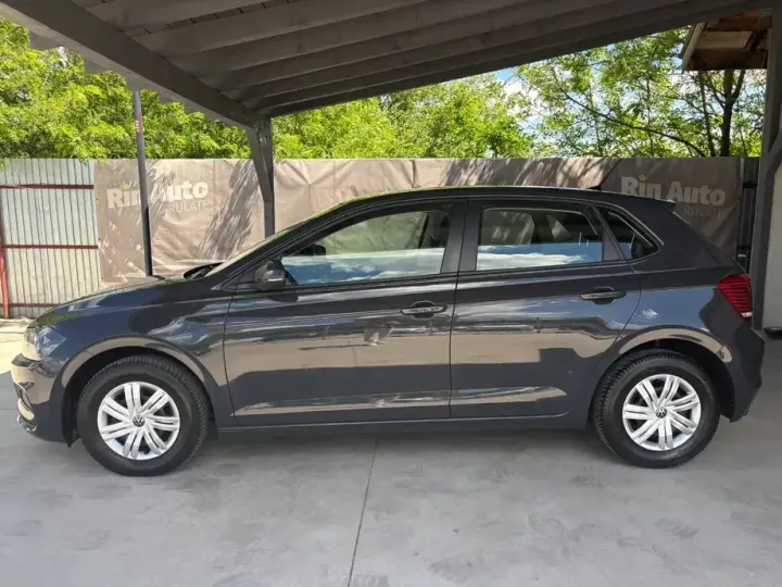 Volkswagen Polo VI 1.0 Trendline